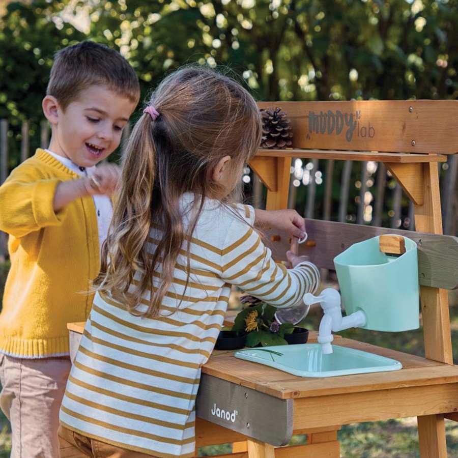 Play + Learn Janod Role Play | Janod - Muddy Lab Outdoor Kitchen