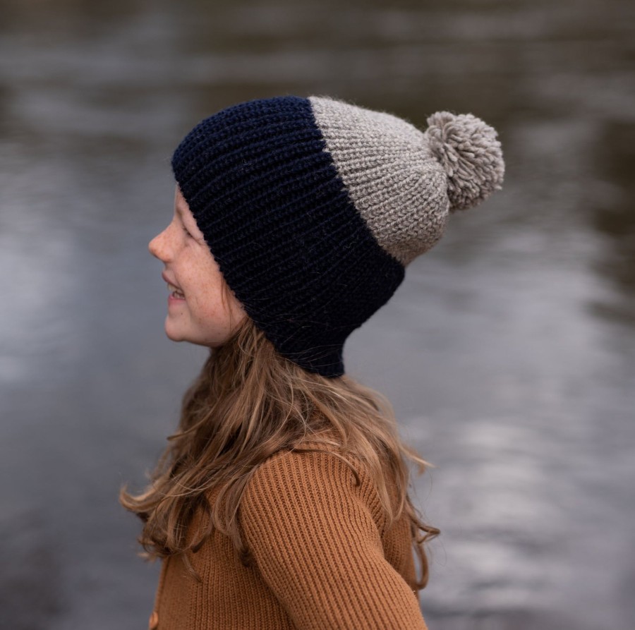 Child [2-14] Acorn Beanies | Acorn Mountain Beanie - Navy