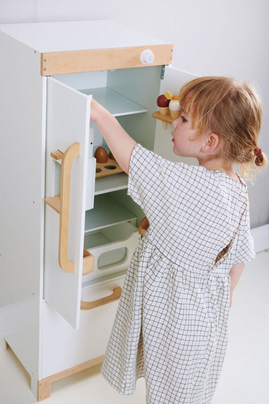 Play + Learn Tenderleaf Wooden Toys | Refrigerator