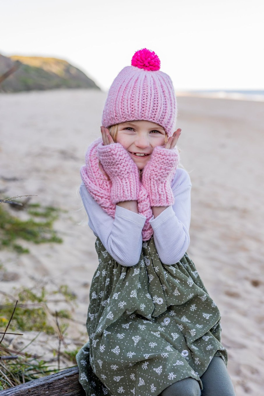 Child [2-14] Acorn Scarves + Mittens | Acorn Journey Fingerless Mittens - Pink